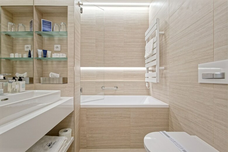 Hotel Hrani?n� Z�me?ek