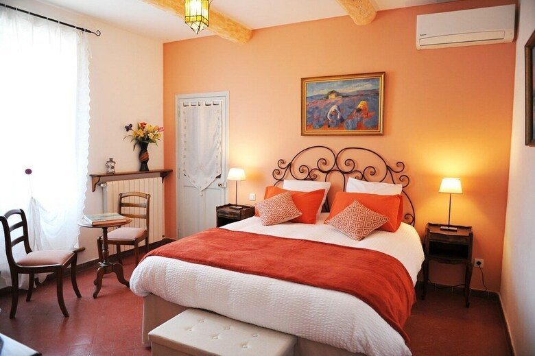 Hotel Fontaine Des Magnarelles
