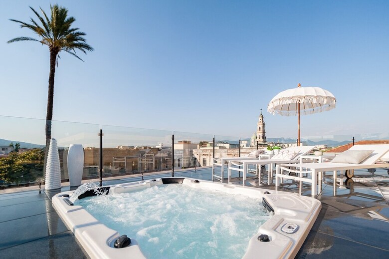 Hotel Dream House