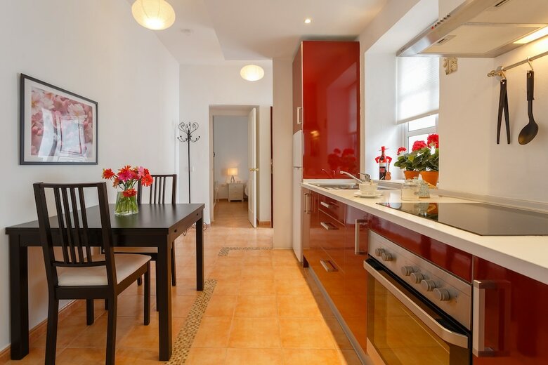 San Lucas Palace Surthy Apartments