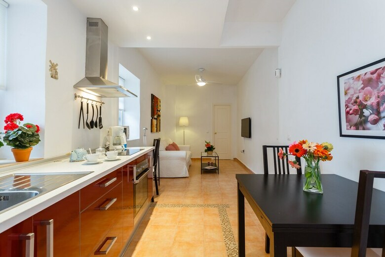 San Lucas Palace Surthy Apartments