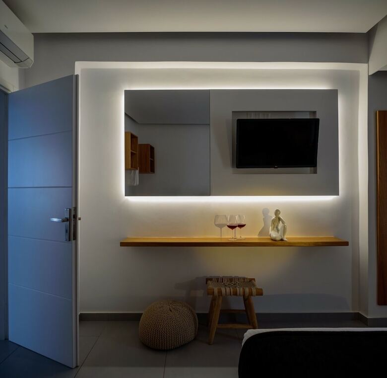 Hotel Harmony Suites