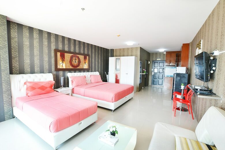 Blue Ocean Suite