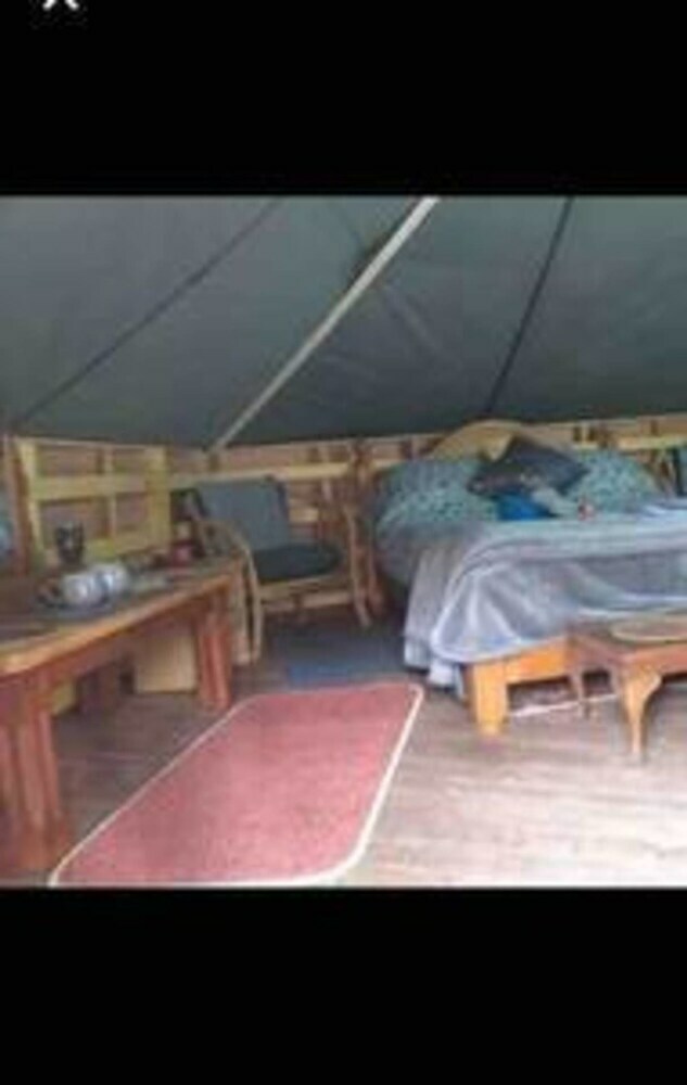 Cabana Hobbity Bell Tent House