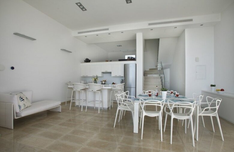 Protaras Seafront Villa Kalena