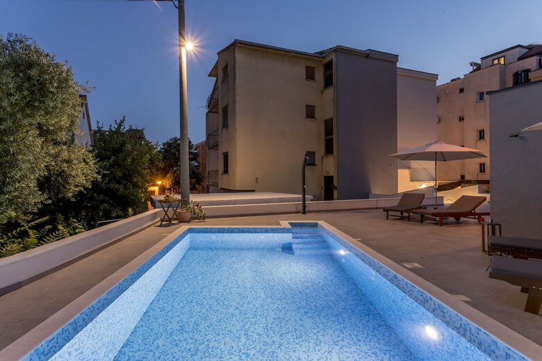 Apartamentos 2nightstudios