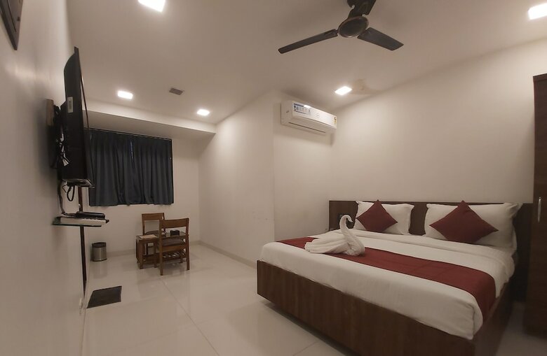 Hotel Sunrise Residency