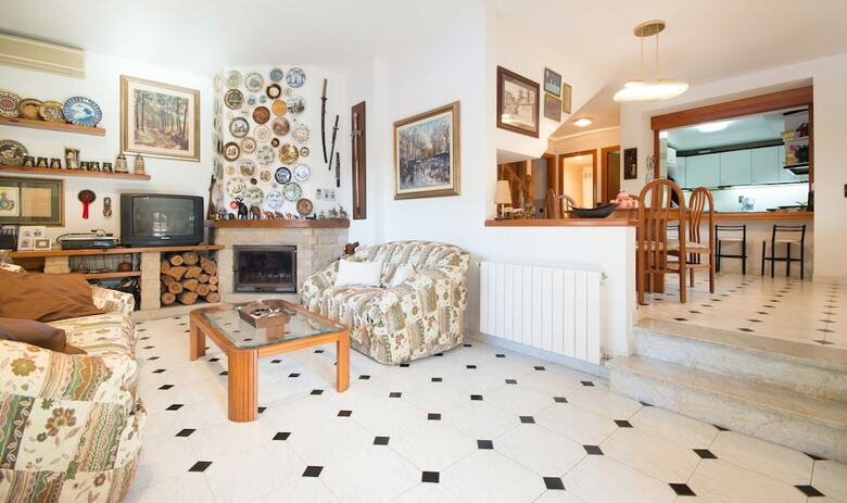 Villa Creixell With Pool Th 64