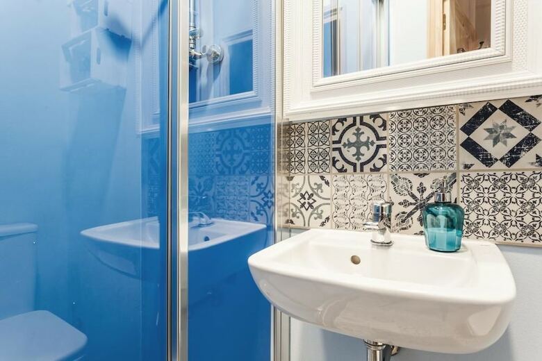 Bed & Breakfast Factory Suites Barcelona
