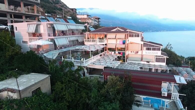 Aparthotel Qeparo Napolon Complex