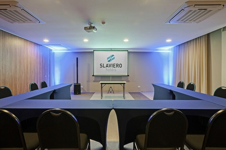 Hotel Slaviero Essential Curitiba Aeroporto
