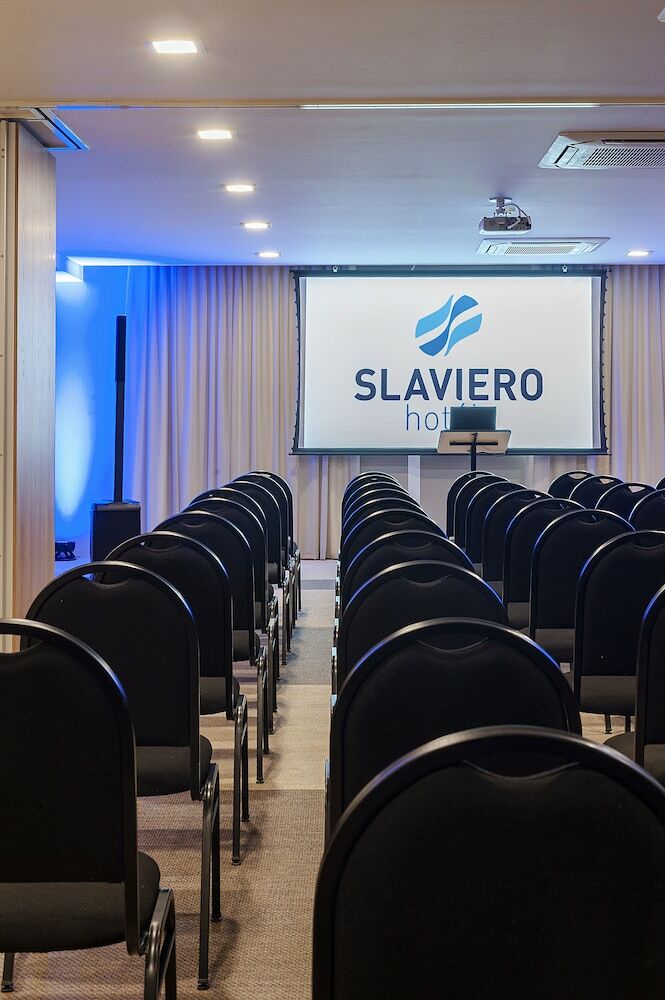 Hotel Slaviero Essential Curitiba Aeroporto