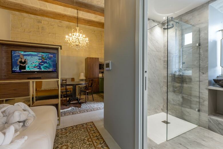 Apartamentos Sally Port Suites
