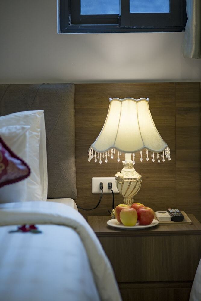 Camel City Hotel