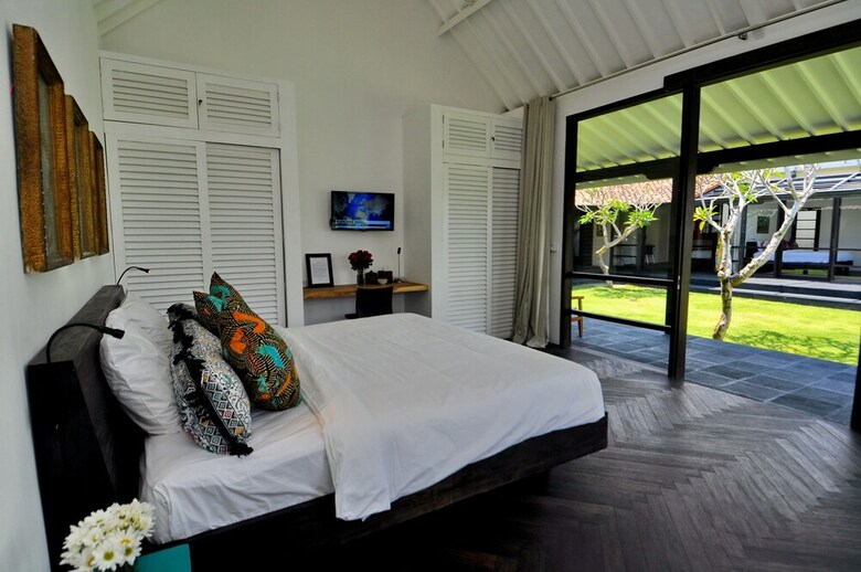 Majestic 5br Villa Del Boca