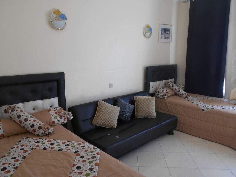 Luxurious Apartment In Marina Ref T23501