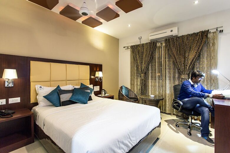 Hostal Hotel Rajmahal Inn
