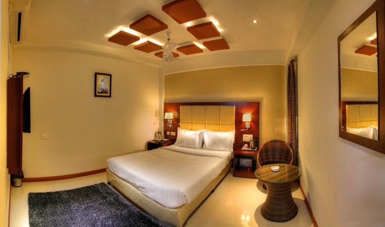 Hostal Hotel Rajmahal Inn