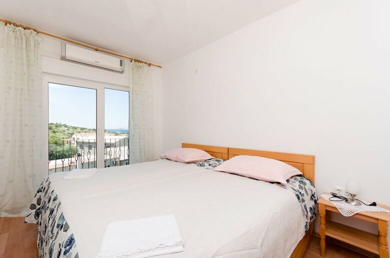 Apartments Cvita