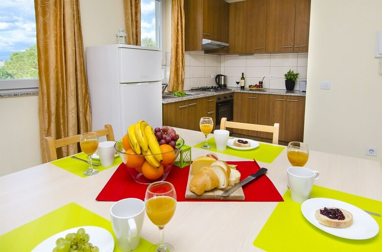 Apartments Glavan