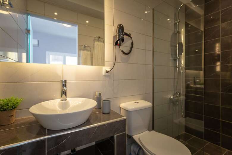 Hotel Ionian City By Checkin
