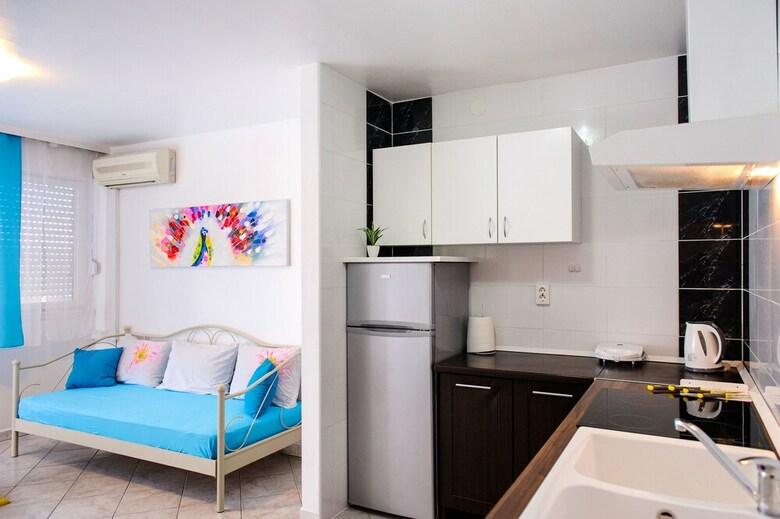 Apartment Adrian