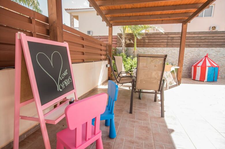 Ayia Triada Beach View Villa