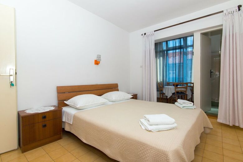 Apartamentos Rooms Holiday Vibes
