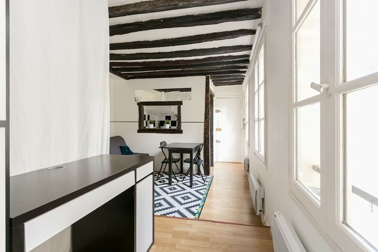 Apartamentos Sleepoo - Charming