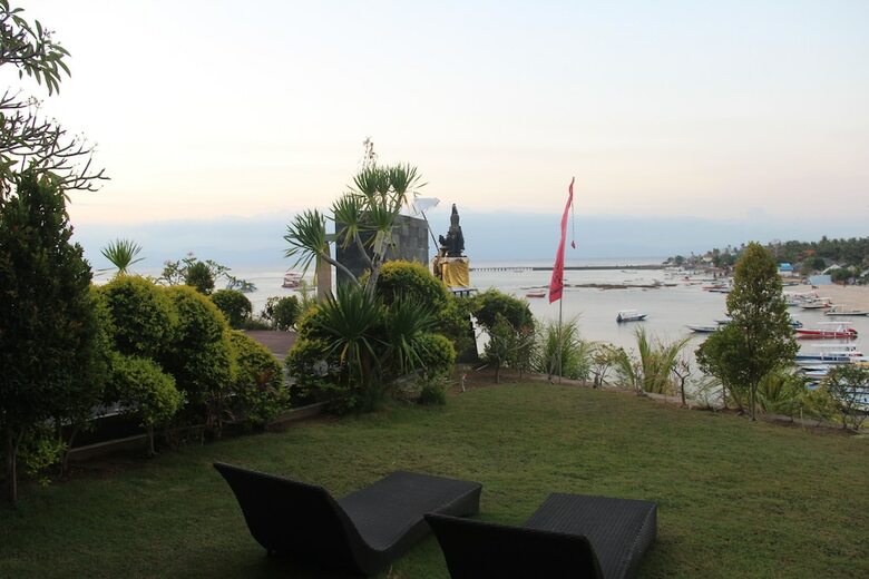 Bed & Breakfast Agung View Nusa Penida