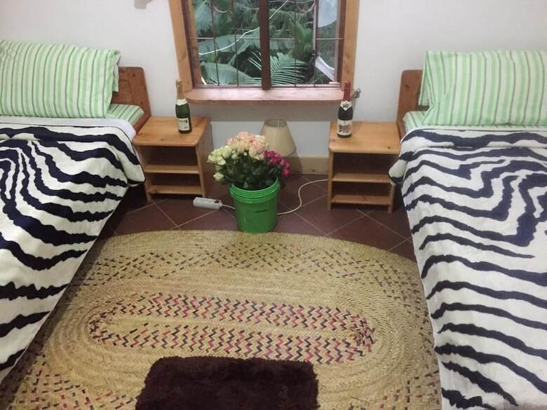 Bed & Breakfast David Crater Homestay