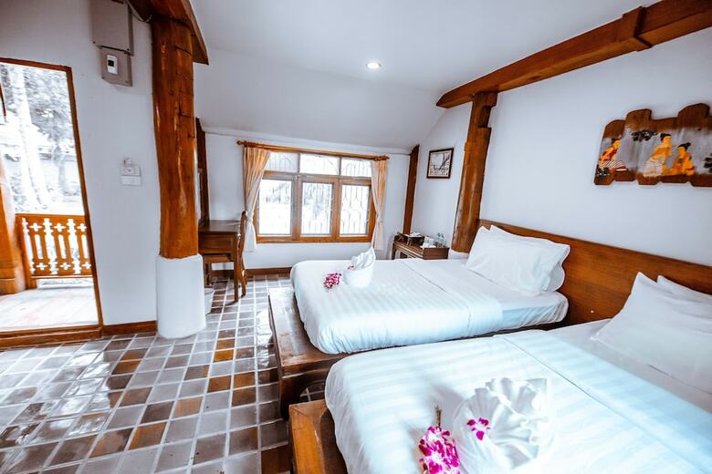 Hotel Vila Villa Resort In Town