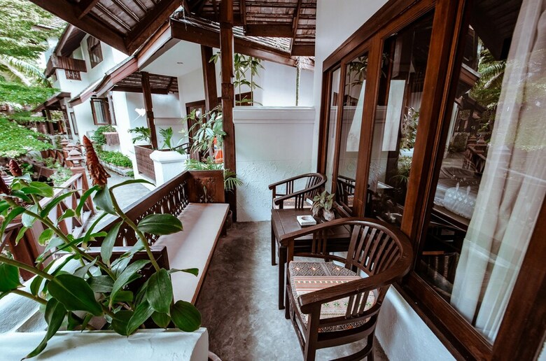 Hotel Vila Villa Resort In Town