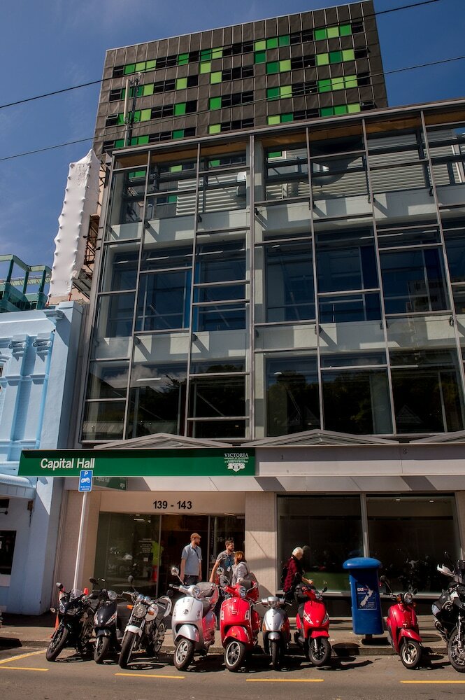 Apartamentos Capital Hall - Hostel