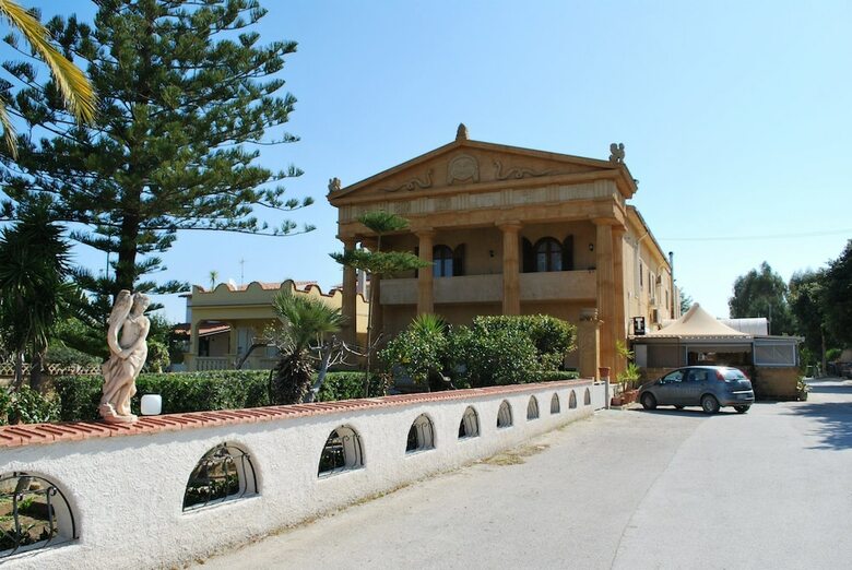 Posada Athena
