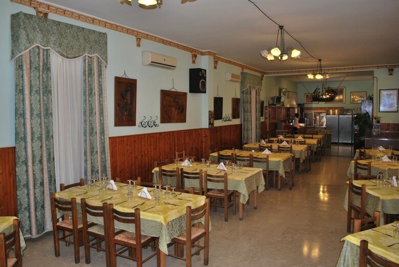 Posada Athena