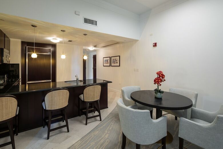 Hotel Private Owners