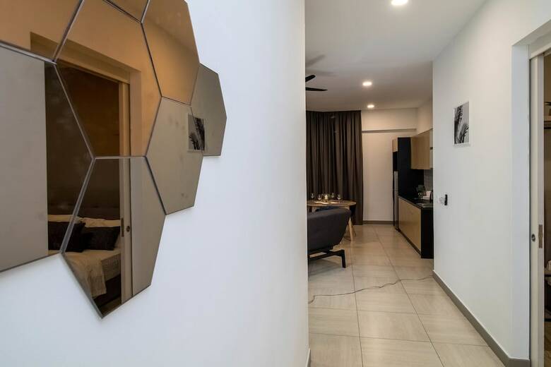 Hotel The Octagon Ipoh By Plush