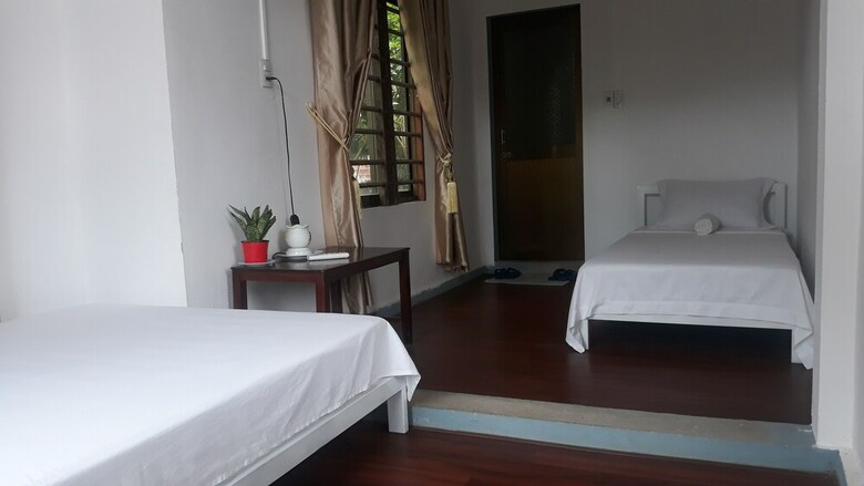 Hostal Tropical Valley Homestay - Hostel