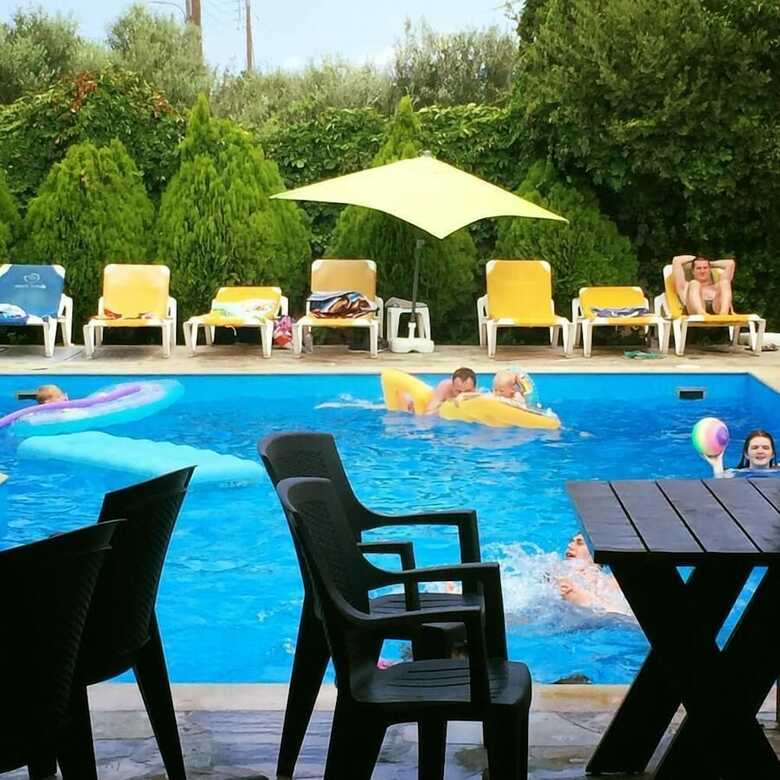Aparthotel Petros Village