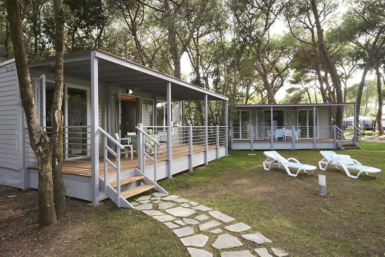 Baia Domizia Camping Village
