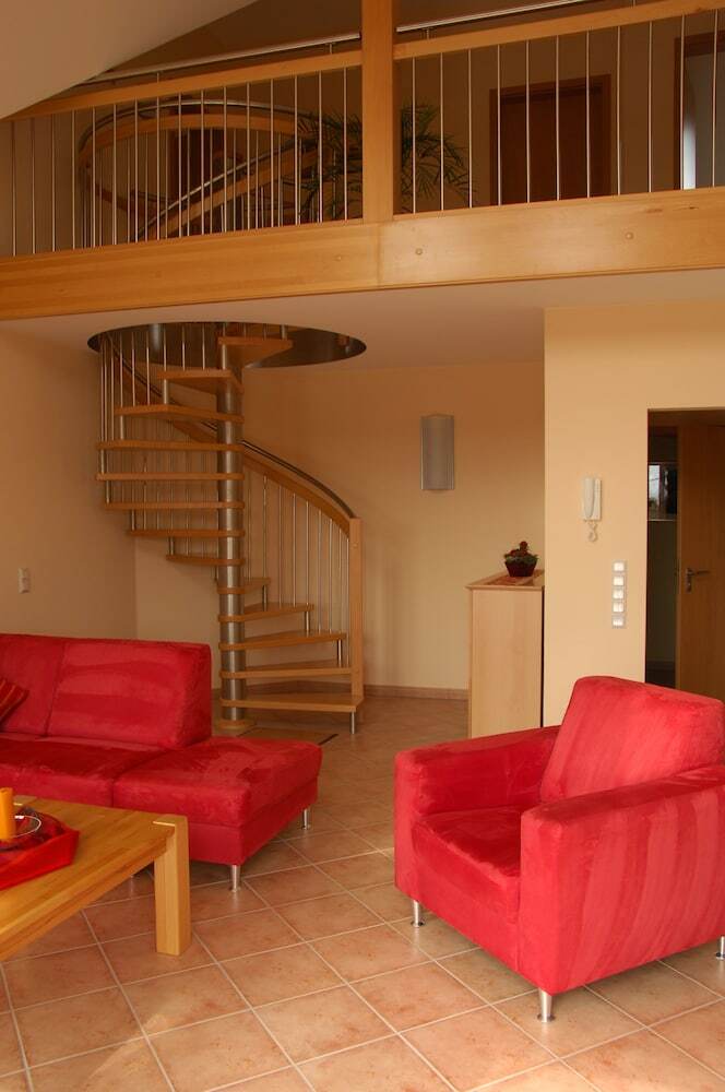 Hotel Wein- Und Gaestehaus Genetsch