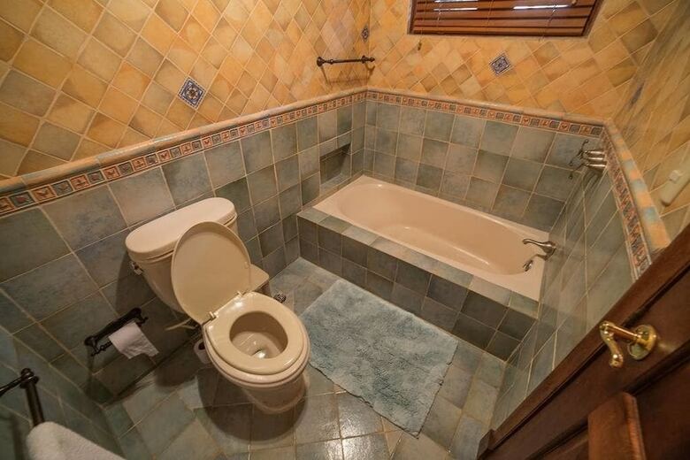 8br 9ba Barranca Villa By Asvr