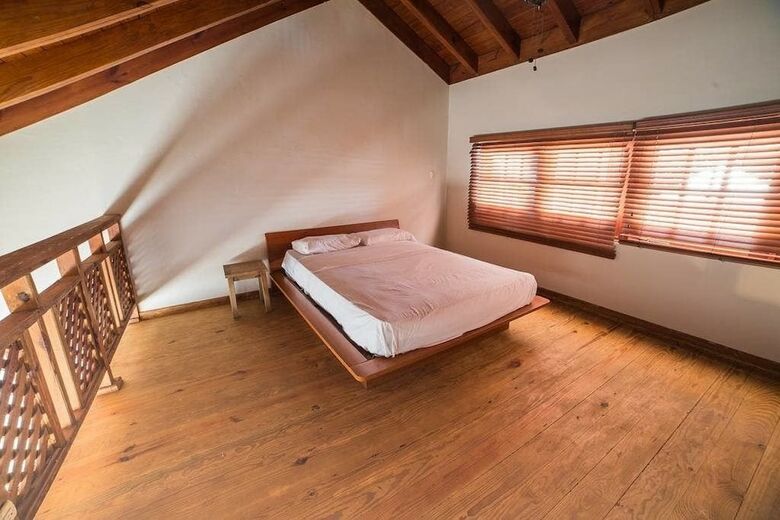 8br 9ba Barranca Villa By Asvr