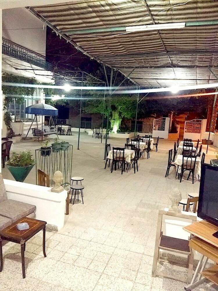 Modern Hotel Falougha