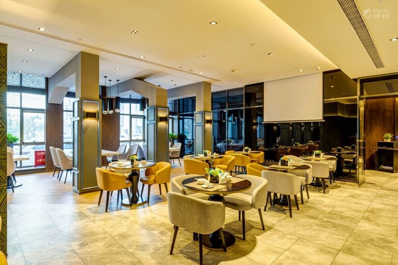 Yi Ju Movie Hotel