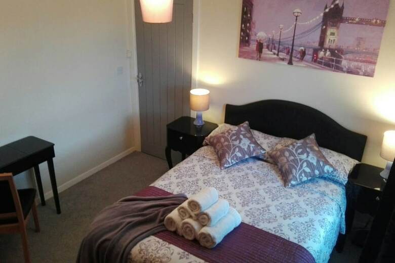 Manor House With Garden 6ppn Max