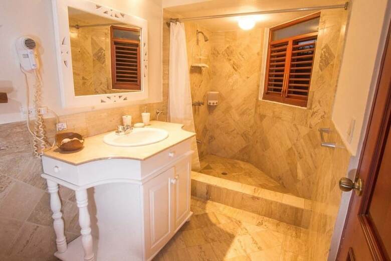 4br Villa Las Pi�as Casadecampo By Asvr