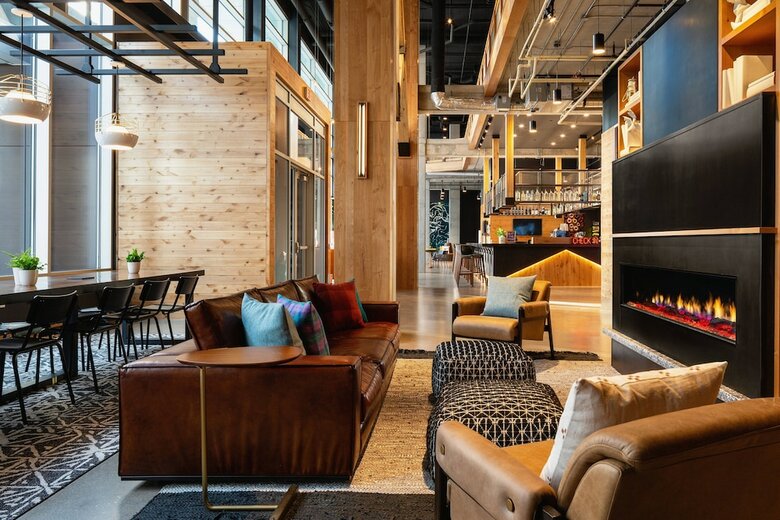 Hotel Moxy Minneapolis Downtown