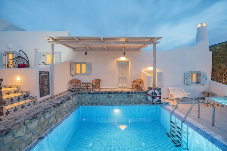 Starlight Luxury Seaside Villa